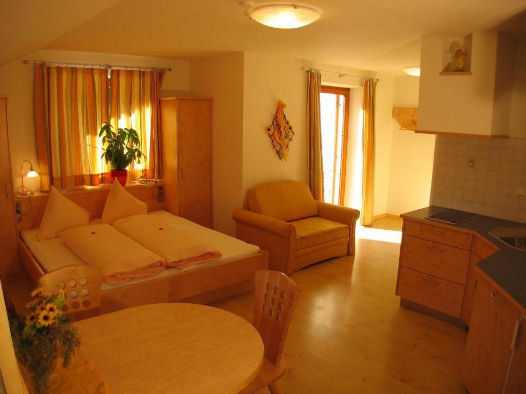 Appartement Sunnleitn St. Valentin auf der Haid Rum bild